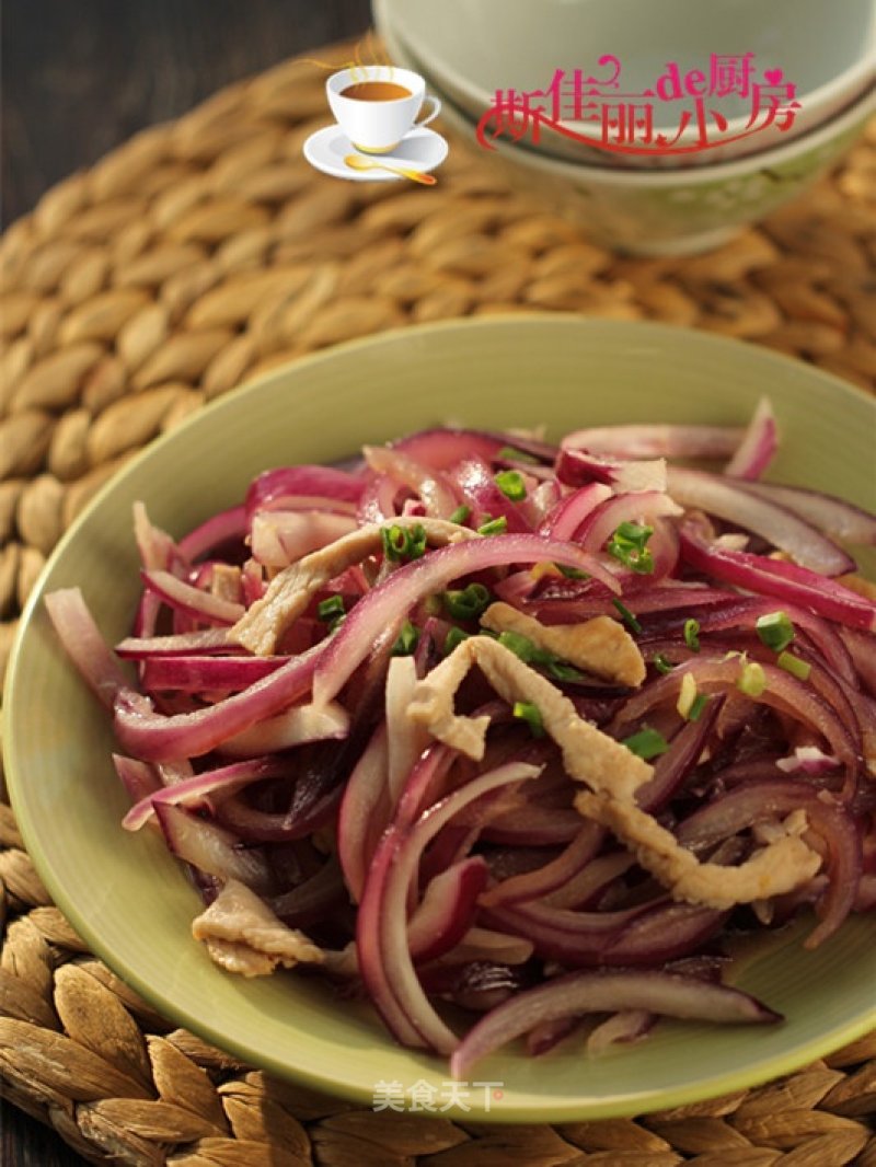Stir-fried Shredded Pork with Onion recipe