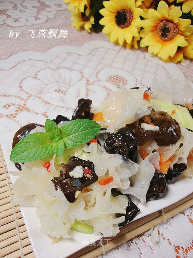 Refreshing Small Cold Dish-----【chop Pepper and Mix Ears】 recipe