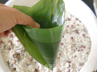 Eat Zongzi on The Dragon Boat Festival in May——【candied Date Zongzi】 recipe