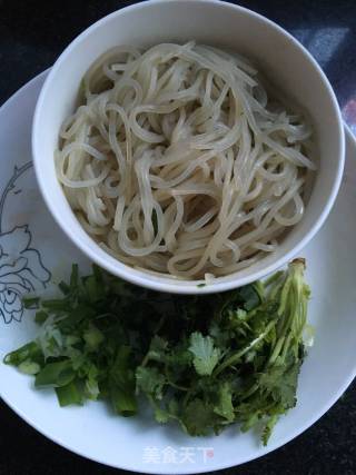 Homemade Hot and Sour Noodles recipe