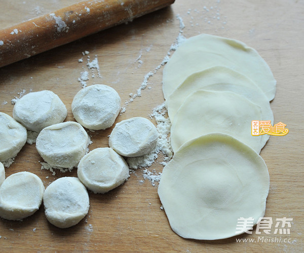 Three Fresh Yuanbao Dumplings recipe