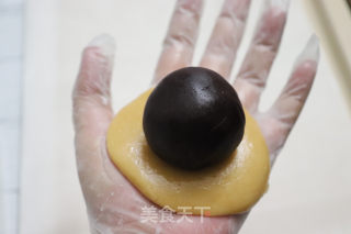 Overbearing Crab Mooncakes recipe