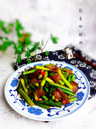 Stir-fried Bacon with Garlic Moss recipe