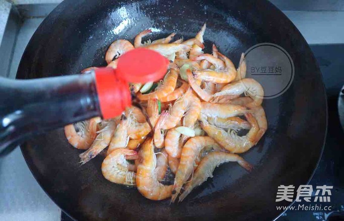 Homemade Shrimp Braised in Oil recipe