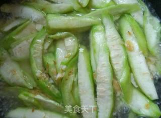 Shrimp Skin and Star Anise Loofah Soup recipe