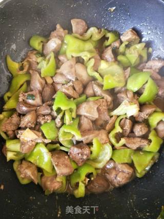 Stir-fried Green Pepper with Chicken Liver recipe