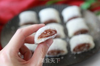 Glutinous Rice and Bean Paste Rolls recipe