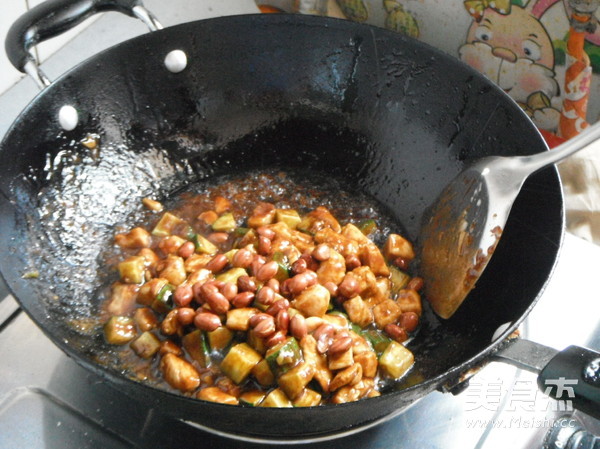 Stir-fried Chicken with Sauce recipe