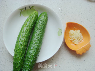 Cucumber with Garlic Sauce recipe