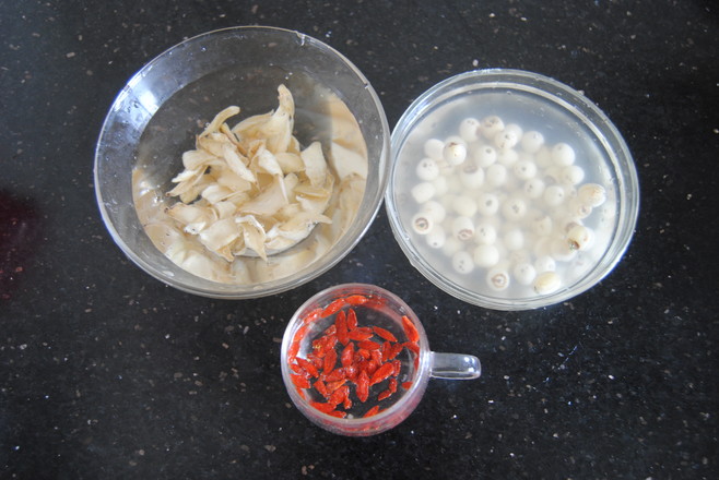 Lily Lotus Soup recipe