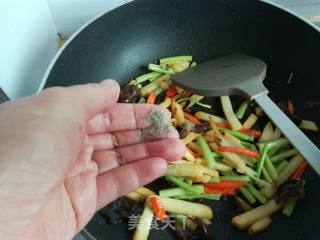 Stir-fried Potato Chips recipe