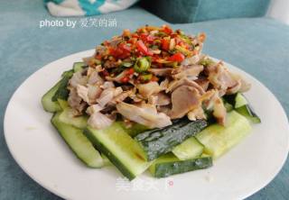 [chicken Gizzards Mixed with Sour and Spicy Cucumber] recipe