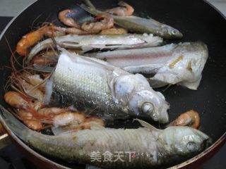 Fresh and Delicious-secret Mixed Fish Pot recipe