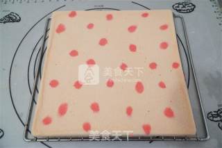 [tomato Recipe] Christmas Strawberry Cake Roll——sweet and Sour Christmas Food recipe