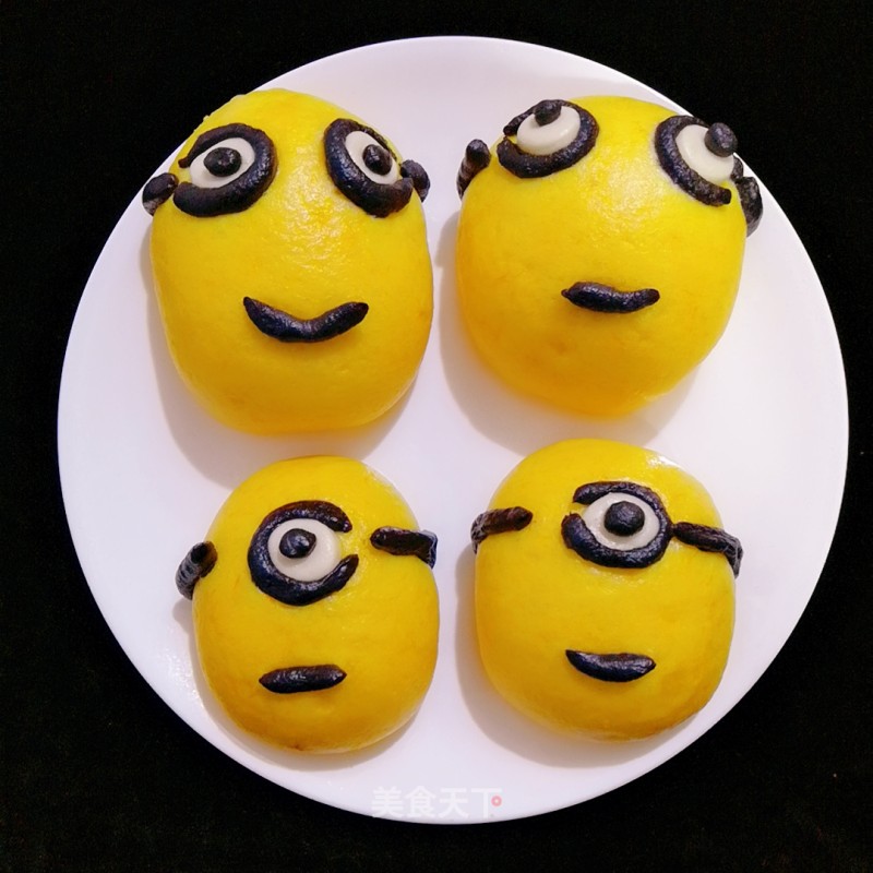 Little Yellow Man Bean Paste Bun recipe