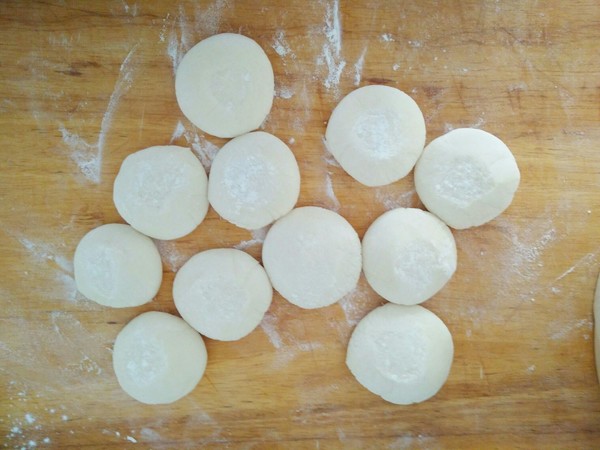 Steamed Dumplings with Beef and Radish recipe