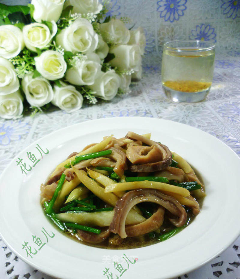 Stir-fried Pork Belly with Chinese Chives recipe