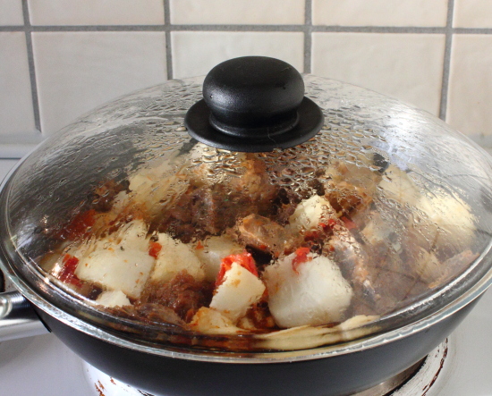 Stewed Radish with Red Dates and Lamb recipe