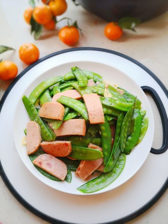 Stir-fried Luncheon Meat with Snow Peas recipe