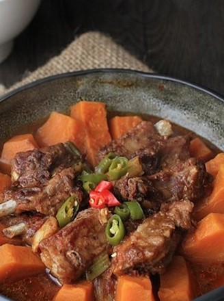 Fish-flavored Pork Ribs and Steamed Pumpkin recipe