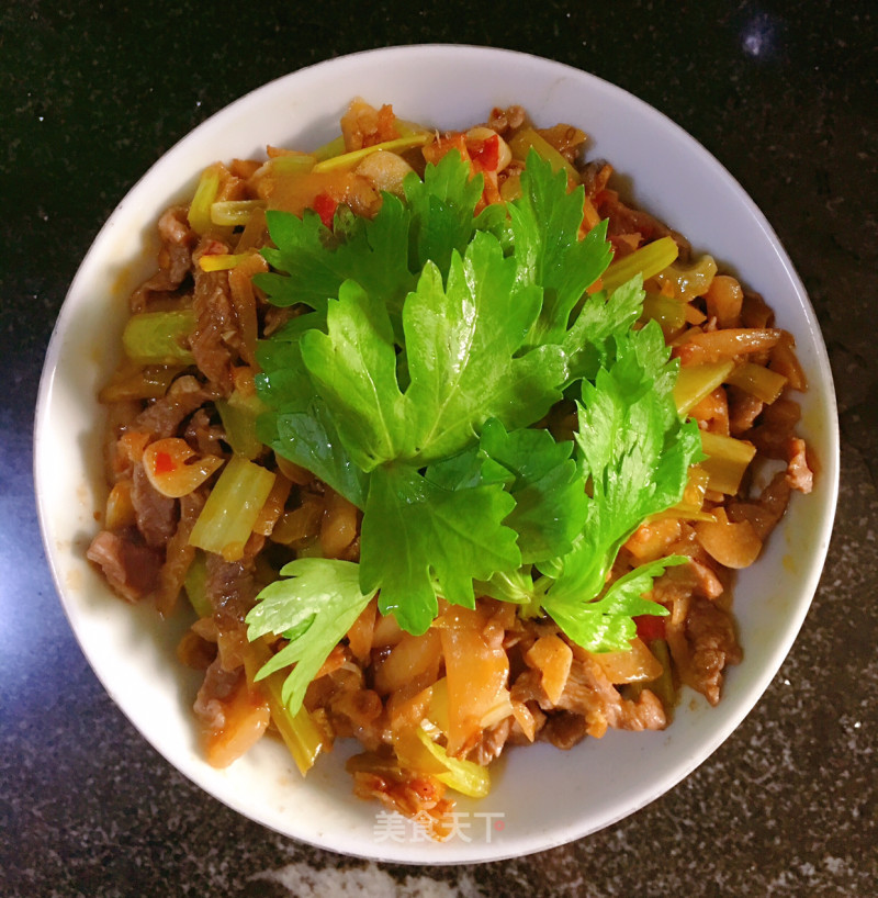 Shredded Beef with Pickled Peppers and Parsley recipe