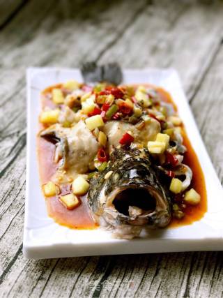 Perch with Fruity Sauce recipe