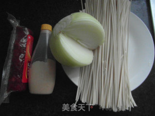 Salad Hot Noodles recipe