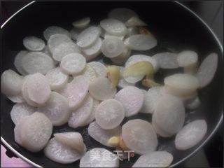 Boiled Radish with Fish recipe