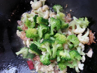 Stir-fried Double Flower with Pork Belly recipe