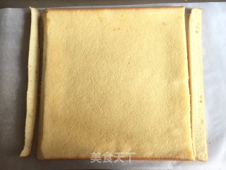 Strawberry Jam Cake Roll recipe