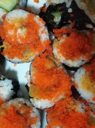Multi Spring Fish Roe Sushi Roll