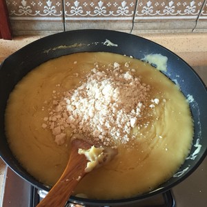 Mung Bean Almond Minced Meat Floss Mooncake recipe
