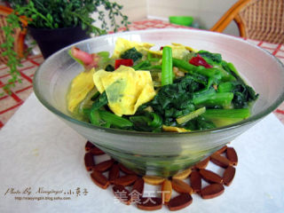 Red-billed Green Parrots that are Planted in Autumn and Harvested in Spring --- Stewed Spinach recipe
