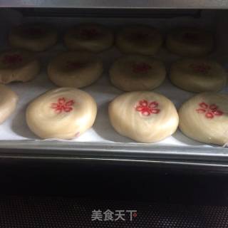 Meringue Moon Cakes recipe