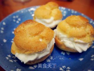 Sweet Vanilla Cream Puffs recipe