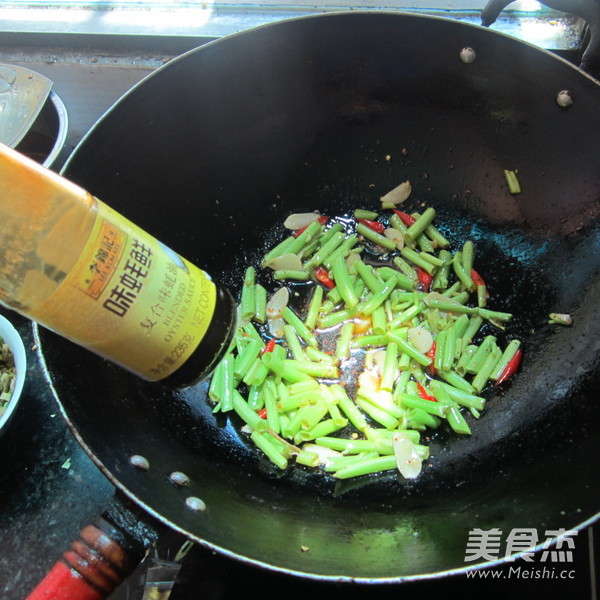 Hot Pepper Cabbage Stem recipe