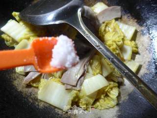 Stir-fried Baby Dishes with Curry Pork Tongue recipe