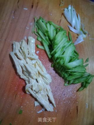 Fried Yuba with Radish recipe