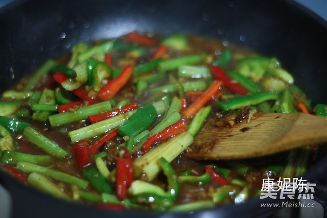 Stir-fried Squid with Sauce recipe