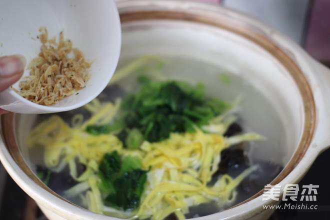 【eggs and Fungus Congee】 recipe