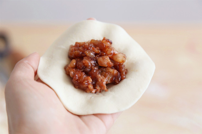 Honey Sauce Barbecued Pork Bun recipe