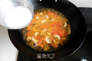 Tomato and Mushroom Egg Soup recipe