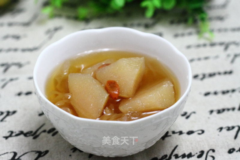 Rock Sugar Sydney White Fungus Soup for Relieving Cough and Nourishing Lungs recipe