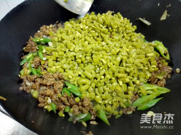 Stir-fried Minced Pork with Capers recipe