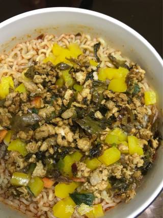 Takeshi Kaneshiro's "i Love You" 3-minute Perfect Instant Noodles Improved Version recipe