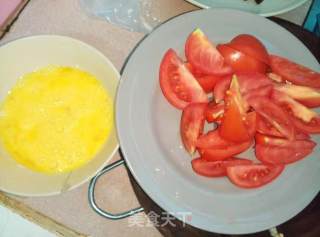 Scrambled Eggs with Tomatoes recipe