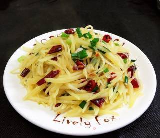 Hot and Sour Potato Shreds recipe