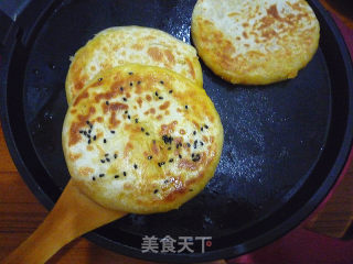 Salted Egg Yolk Hand Cake recipe