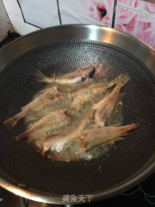 Deep-fried Braised Fresh Salted Fish recipe