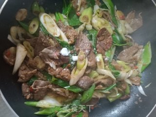 Stir-fried Pork Liver with Shallots recipe